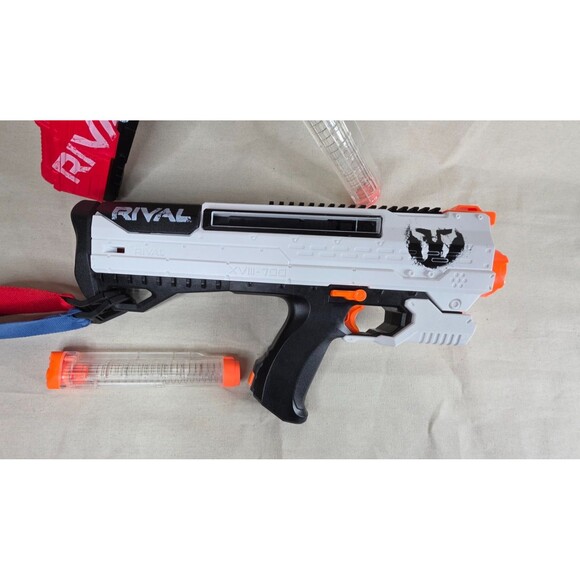 Pair of Nerf Rival Apollo XV-700 Blasters – Red & Phantom Corps White – w/Flags - Picture 5 of 12